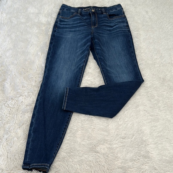 American Eagle Outfitters Denim - 👗 America Eagle Next Level Stretch Curvy Jeggings